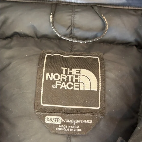“ The North Face  “ Black Shiny  Down Jacket. - Picture 4 of 6